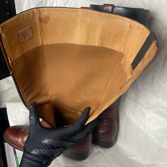 Preloved ARIAT York Boots Size 7B - Picture 13 of 17